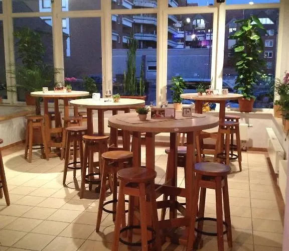 - Gasthaus Alte Post 3*